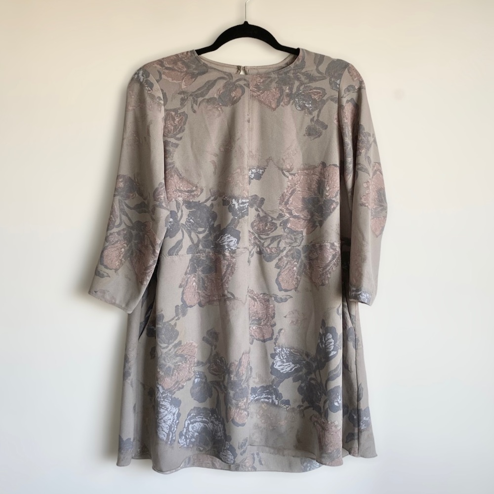 Aritzia Wilfred Myosotis Floral Shift Dress